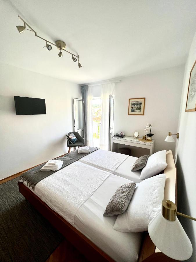 Hvar Deluxe Rooms Hvar Town Buitenkant foto